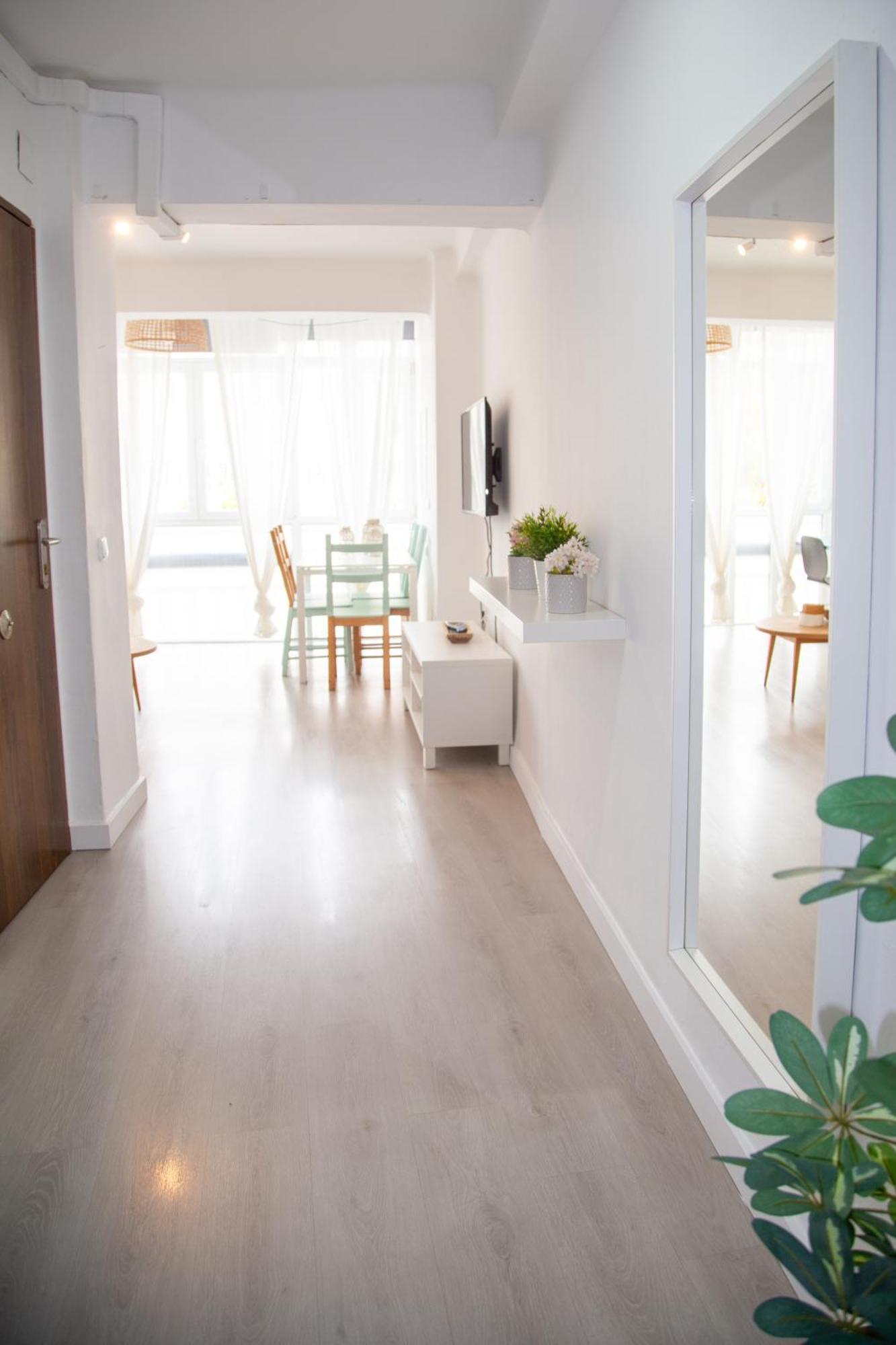 Apartamento En La Merced Малага Екстериор снимка